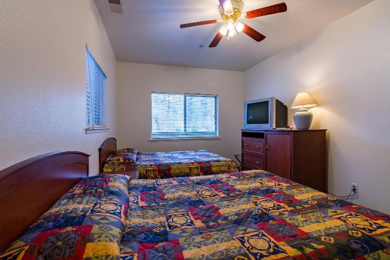 Yosemite Riverside Inn image