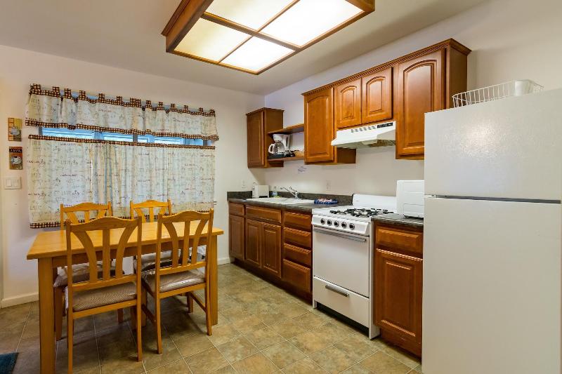 Yosemite Riverside Inn image