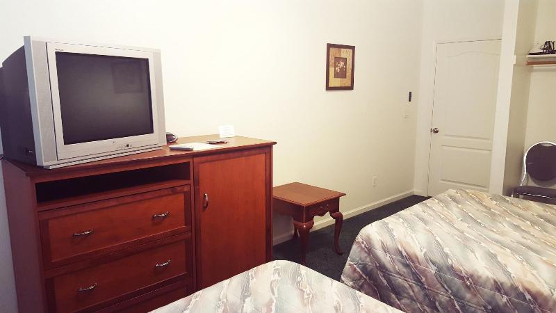 Yosemite Riverside Inn image