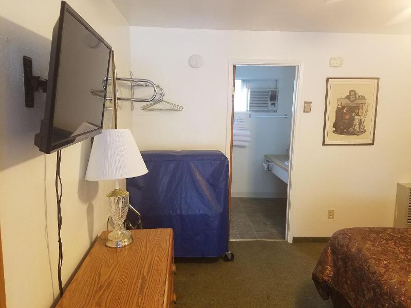 Yosemite Riverside Inn image