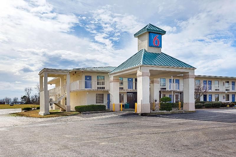 Motel 6 Bells, Tn - Brownsville GA image