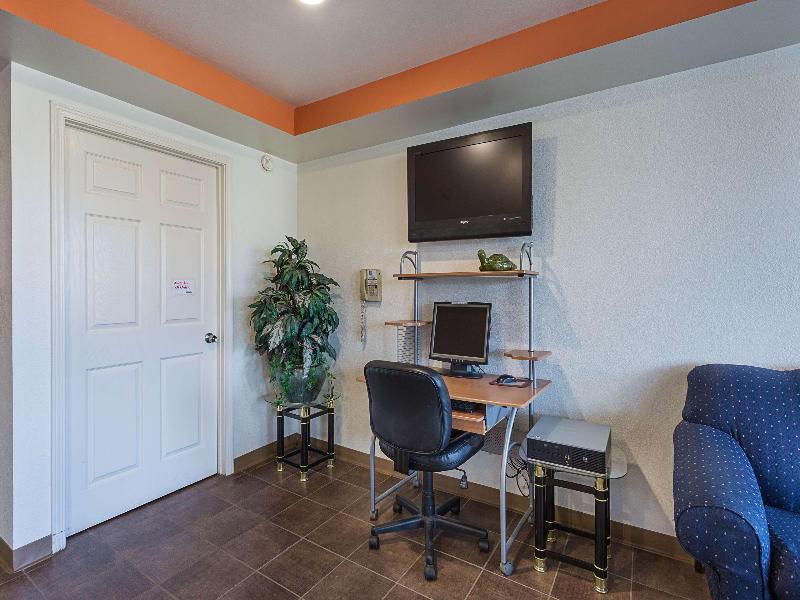 Motel 6 Bells, Tn - Brownsville GA image
