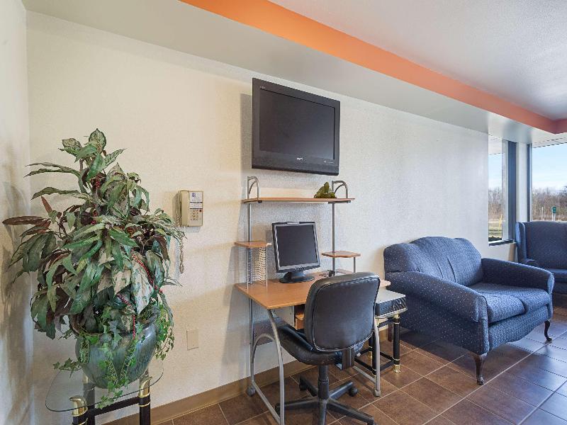 Motel 6 Bells, Tn - Brownsville GA image