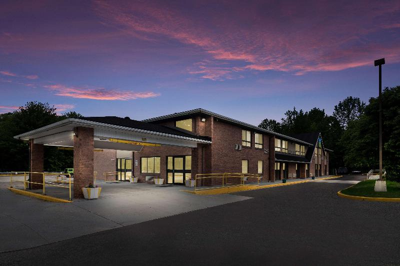 Surestay By Best Western Lewiston image