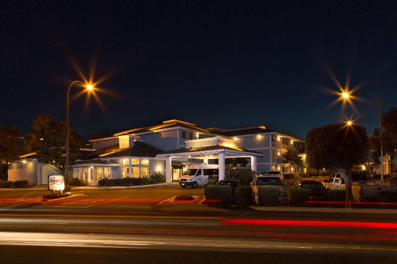 The Marina Inn On San Francisco Bay image