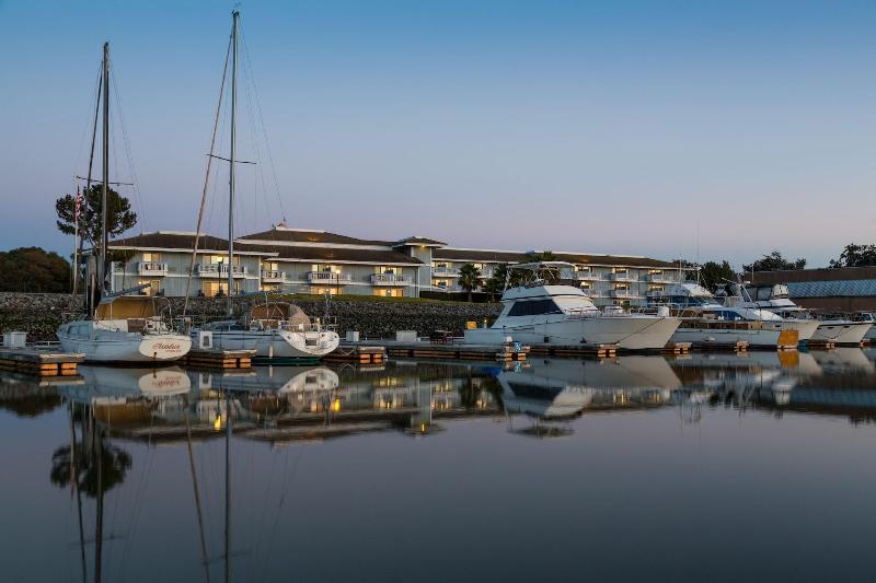 The Marina Inn On San Francisco Bay image
