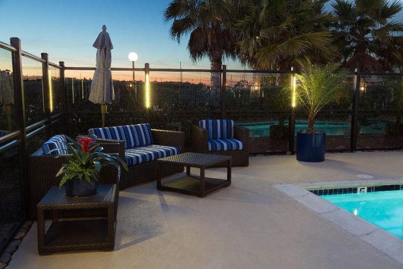 The Marina Inn On San Francisco Bay image