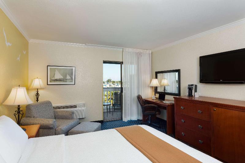 The Marina Inn On San Francisco Bay image