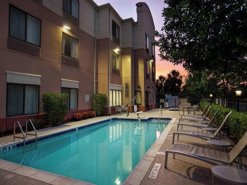 Springhill Suites By Marriott St Petersburg Clearw image