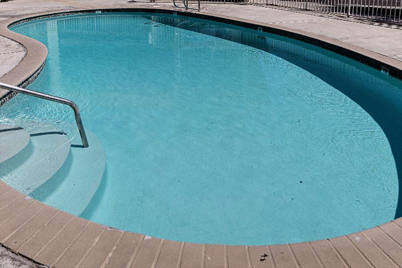 Motel 6 Fresno image