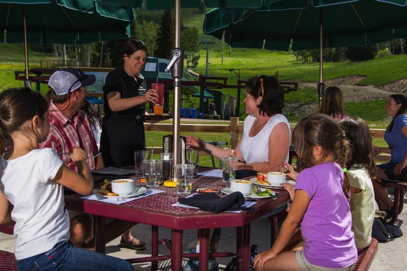 Sioux Lodge Suites By Grand Targhee Resort image