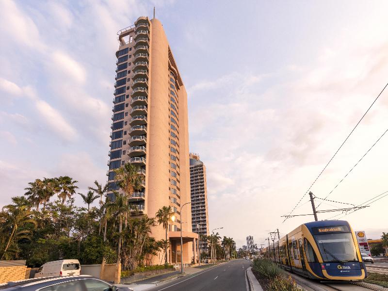 Oaks Gold Coast Hotel image
