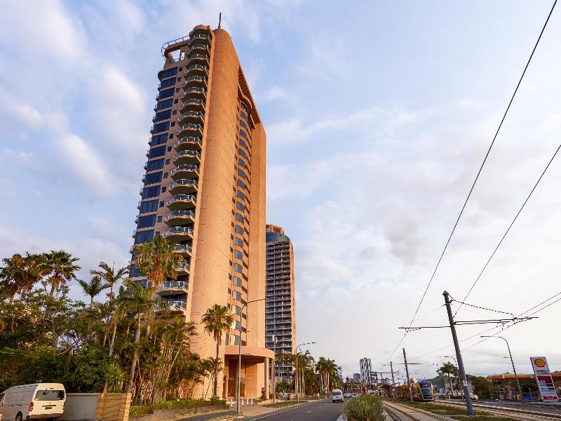 Oaks Gold Coast Hotel image