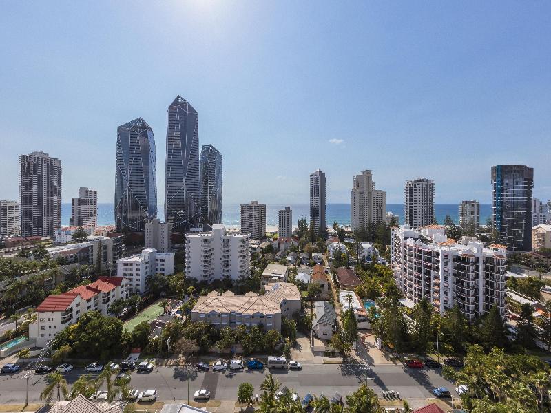 Oaks Gold Coast Hotel image