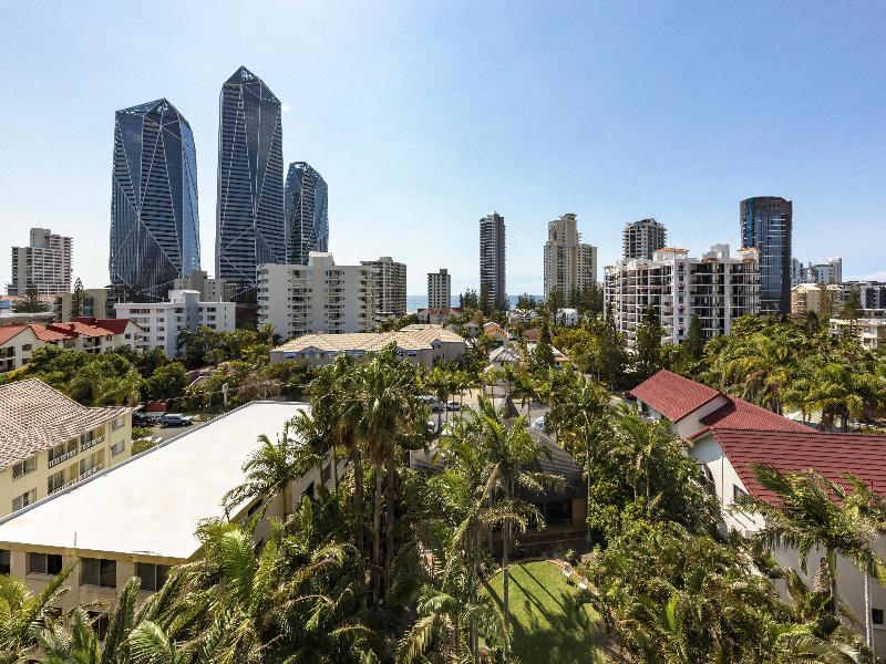 Oaks Gold Coast Hotel image
