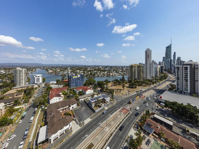 Oaks Gold Coast Hotel image