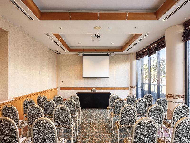 Oaks Gold Coast Hotel image