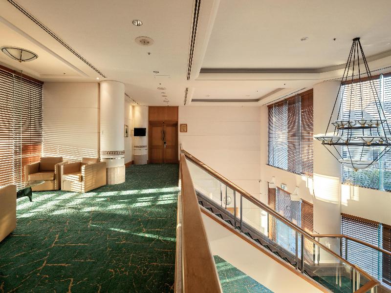 Oaks Gold Coast Hotel image