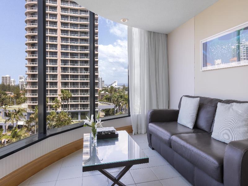 Oaks Gold Coast Hotel image