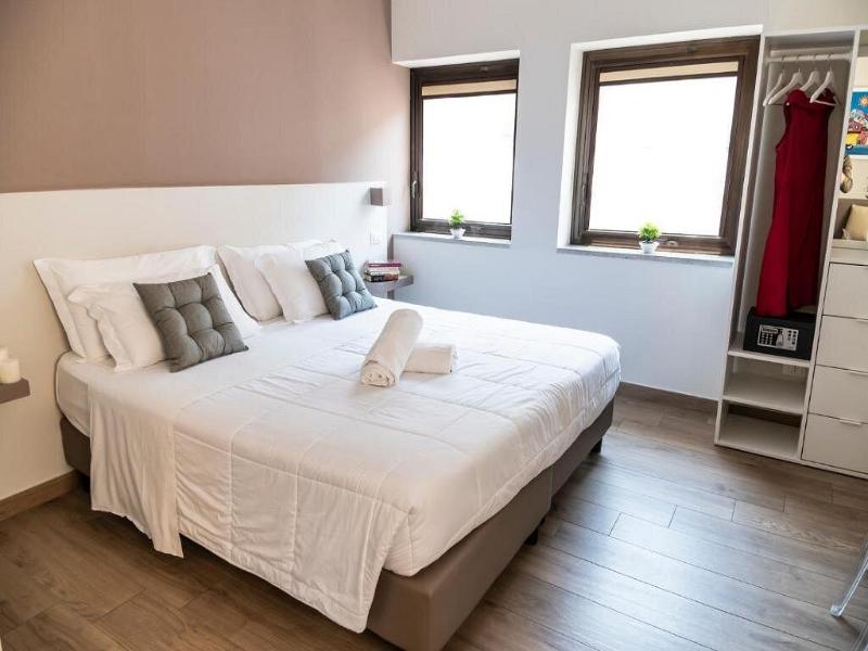 B&B Ruggero Settimo - Room & Suite image