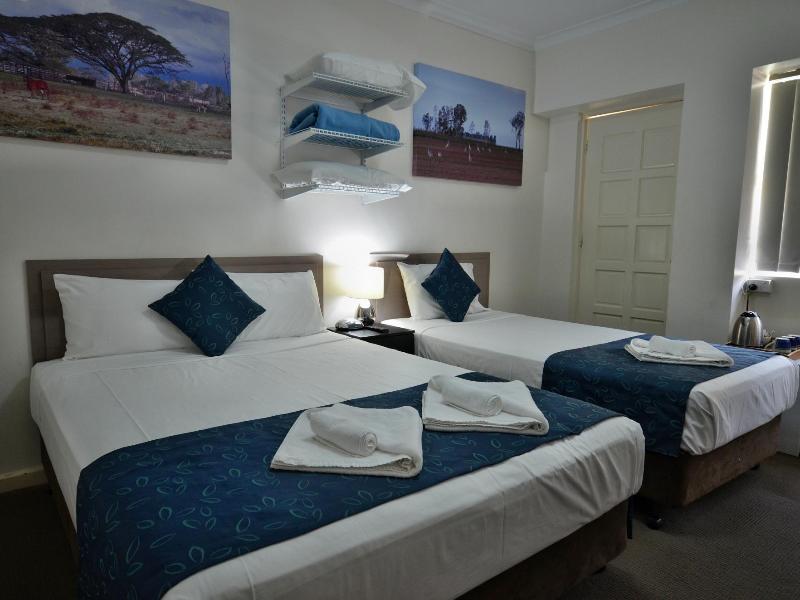 Lees Hotel Ingham photo 4