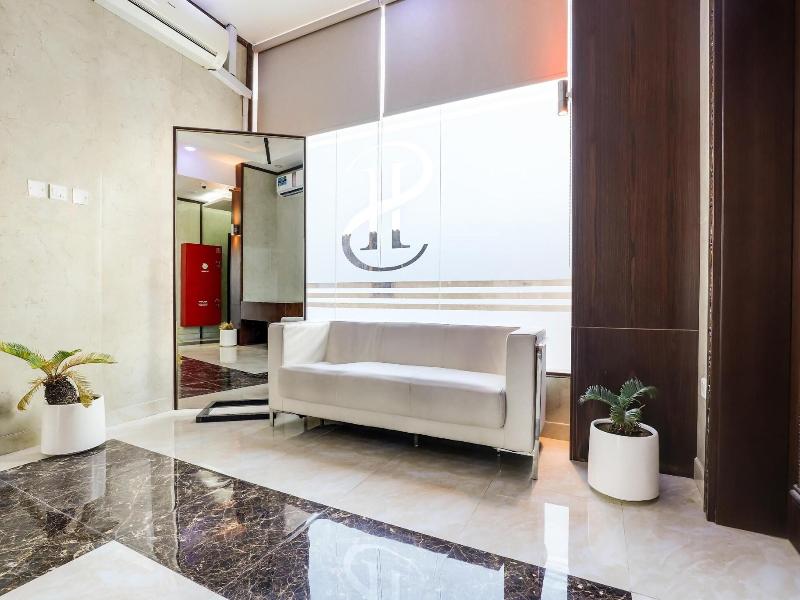 Sh Hotel image