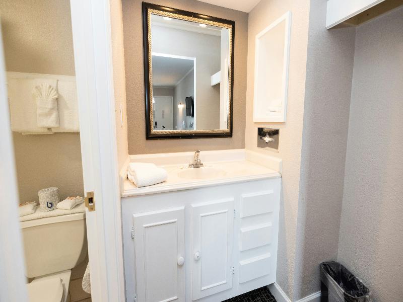 Magnuson Hotel Virginia Beach image