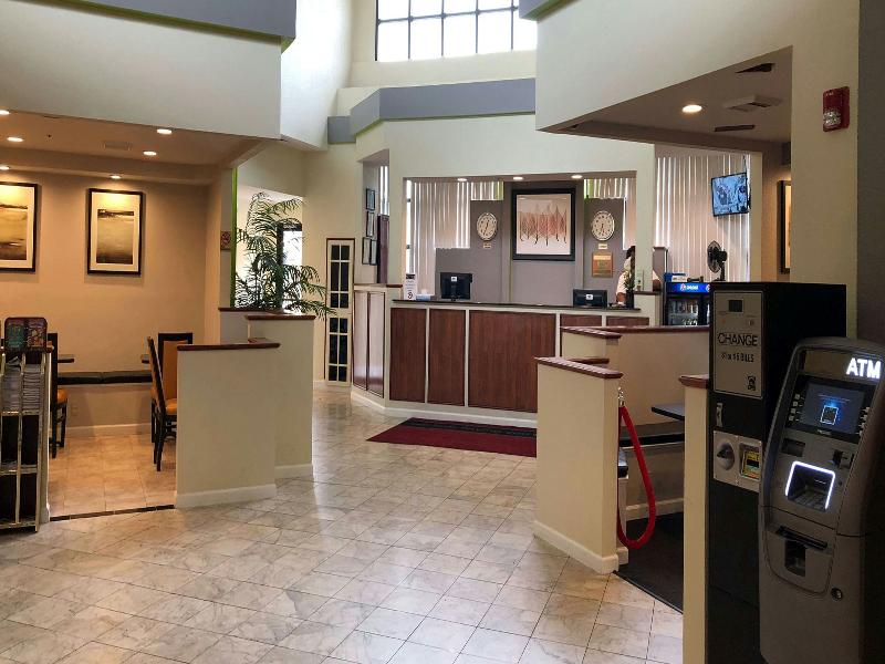 Magnuson Hotel Virginia Beach image