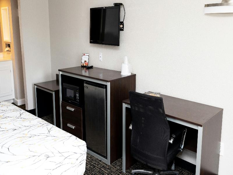 Magnuson Hotel Virginia Beach image