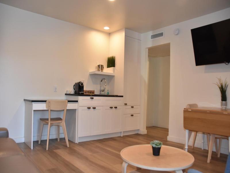 Franciscan Inn Suites image