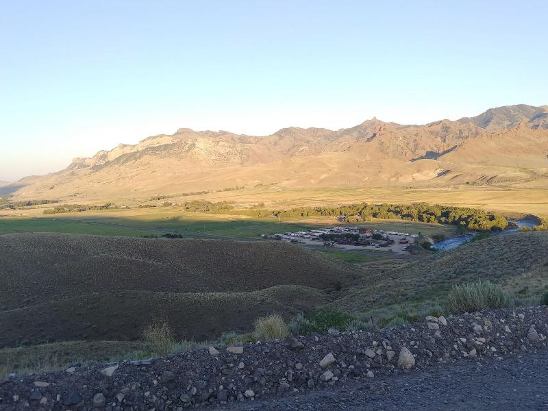 Yellowstone Valley Inn image