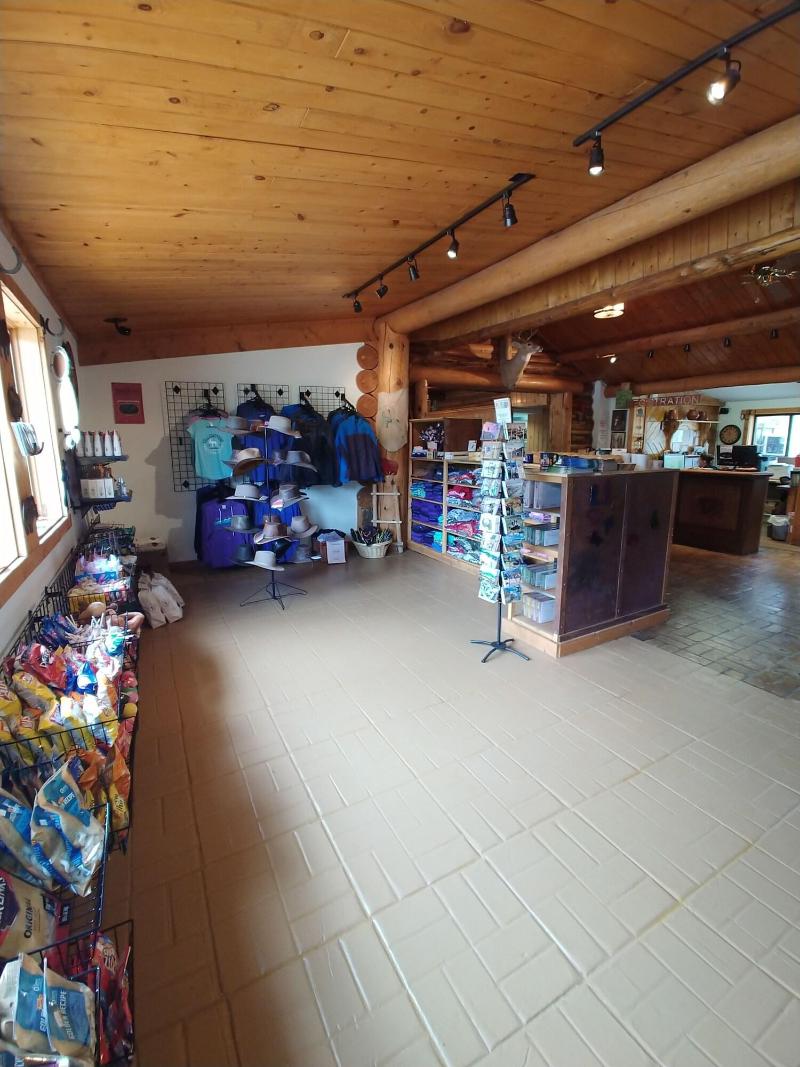 Yellowstone Valley Inn image