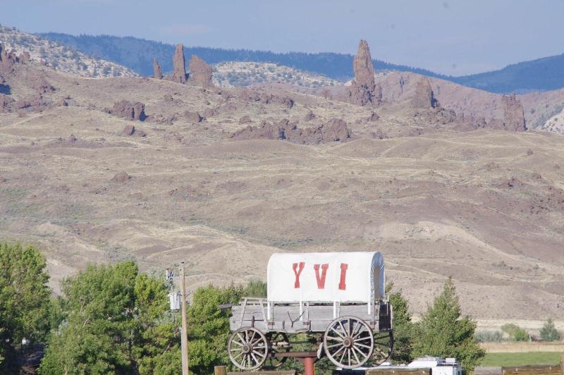 Yellowstone Valley Inn image