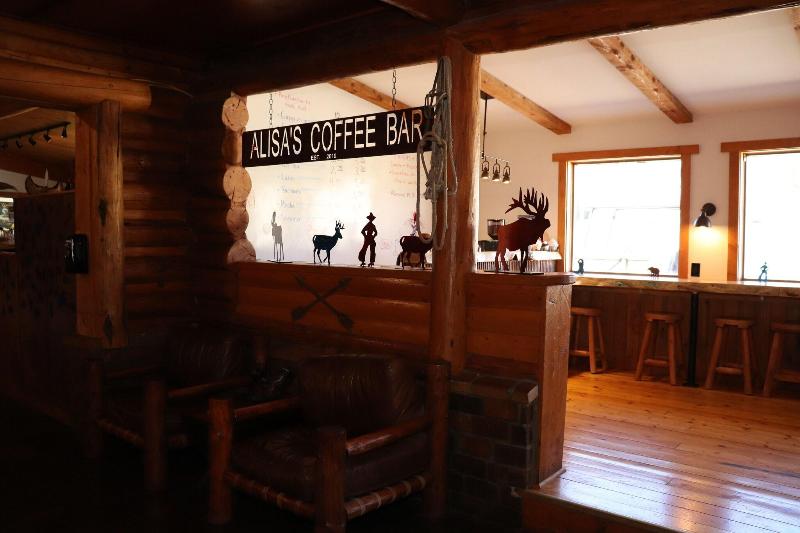 Yellowstone Valley Inn image