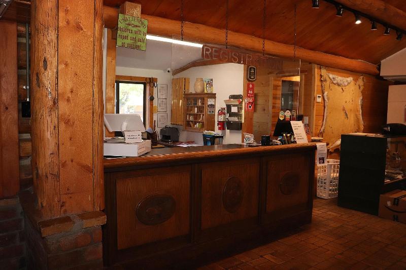 Yellowstone Valley Inn image