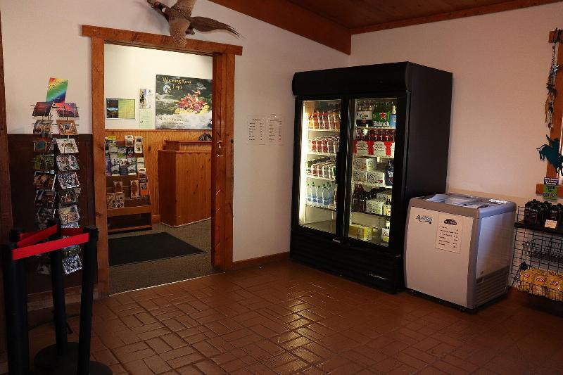 Yellowstone Valley Inn image
