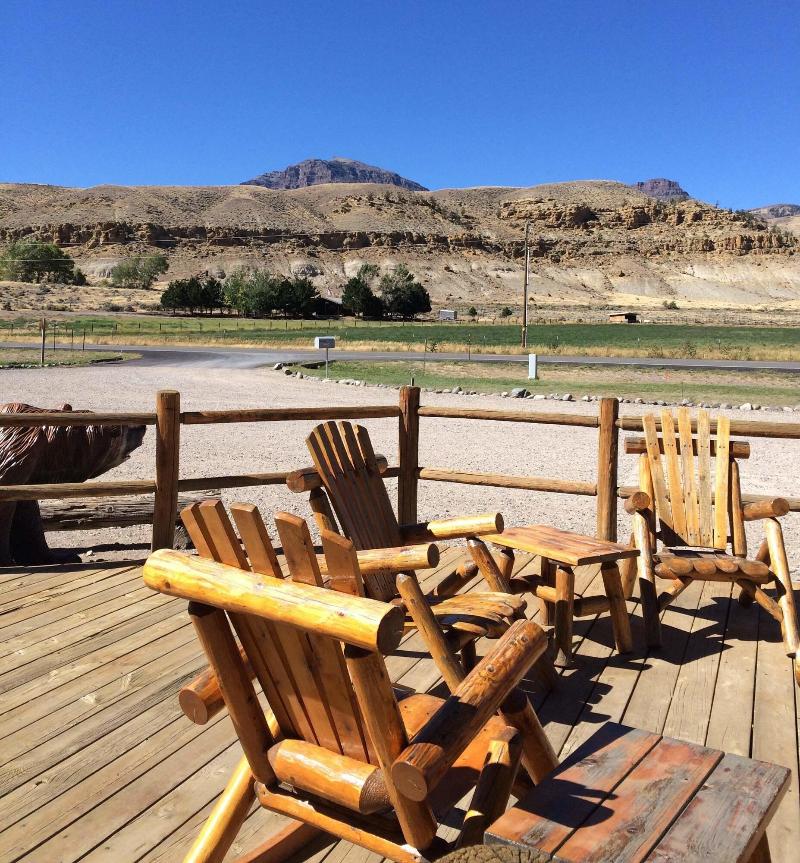 Yellowstone Valley Inn image