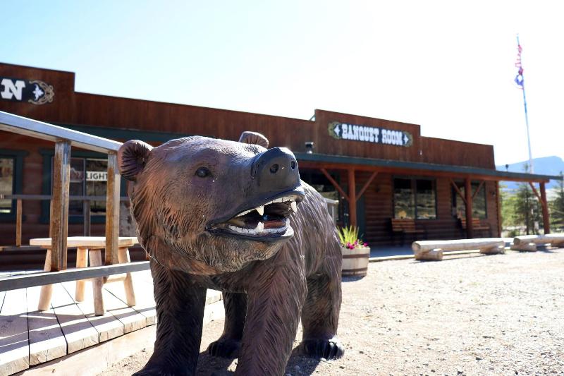 Yellowstone Valley Inn image