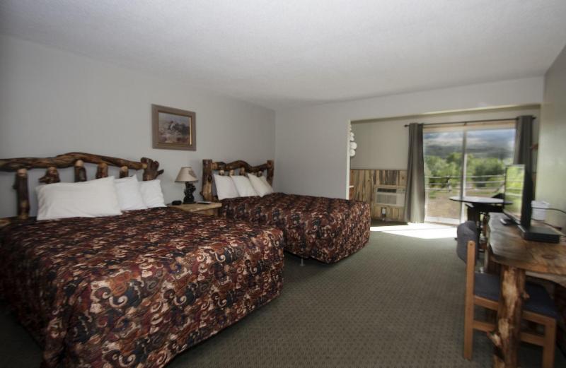 Yellowstone Valley Inn image
