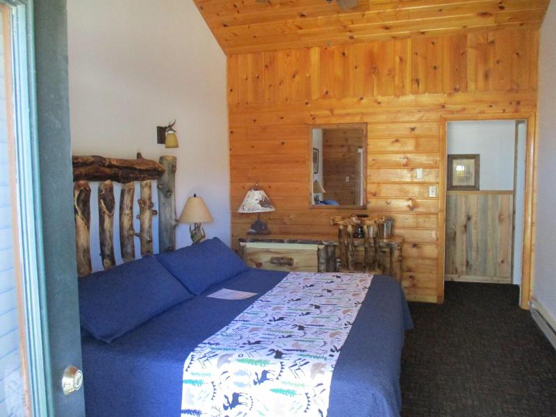 Yellowstone Valley Inn image