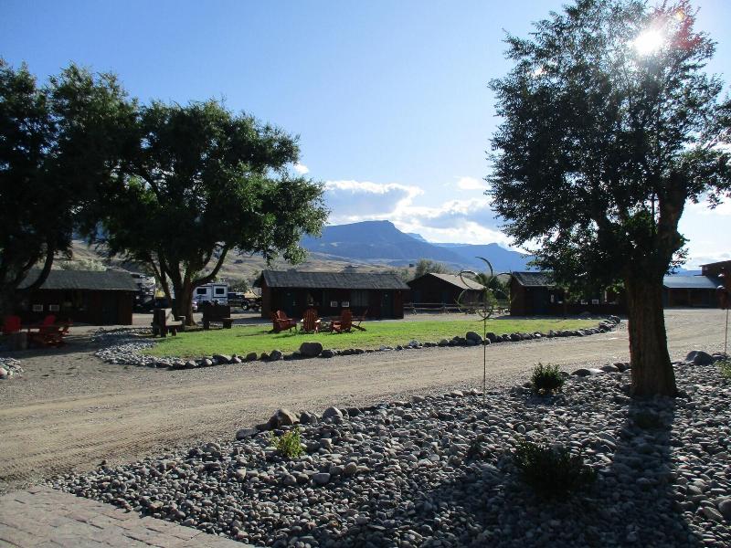 Yellowstone Valley Inn image