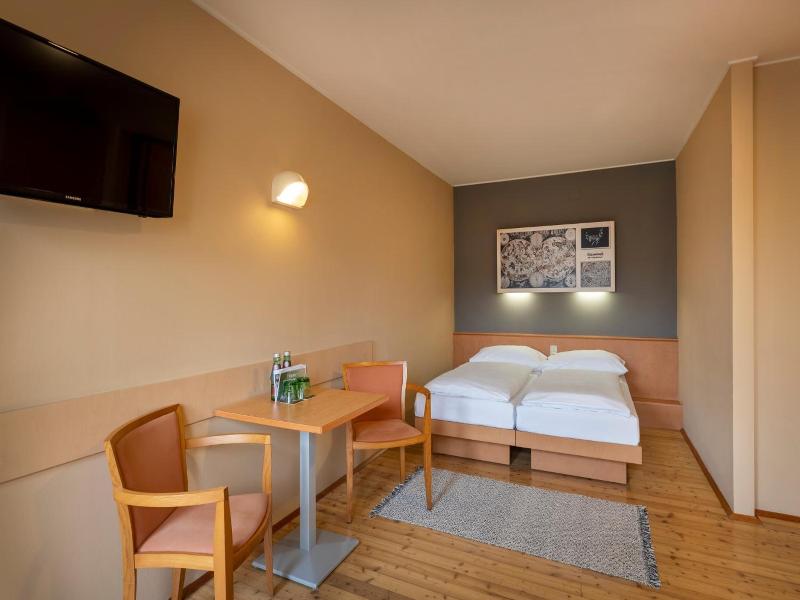 Jufa Hotel Judenburg Hotel Zum Sternenturm image