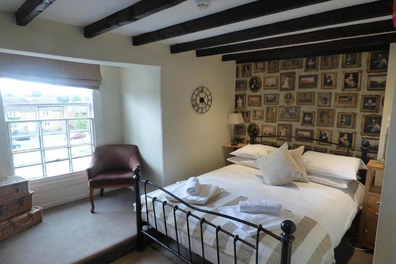 Unicorn Inn image