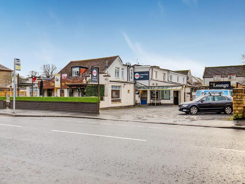 Lomond Park Hotel    image