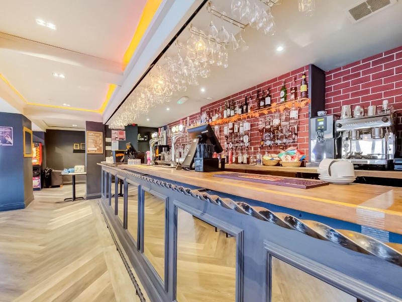 Lomond Park Hotel    image
