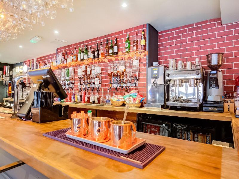Lomond Park Hotel    image