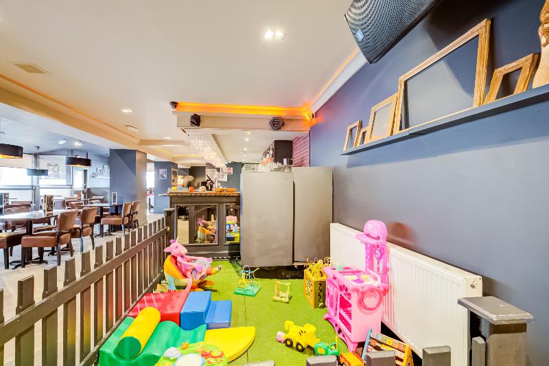 Lomond Park Hotel    image
