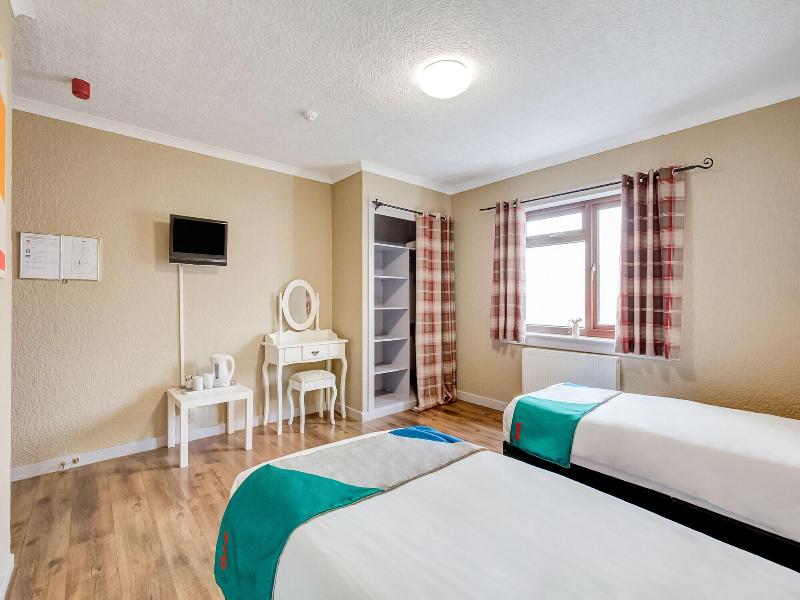 Lomond Park Hotel    image