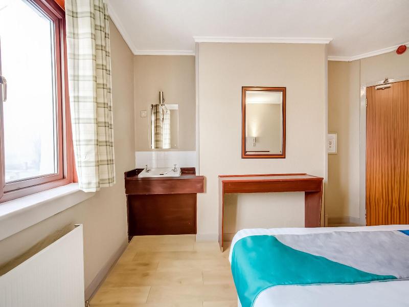 Lomond Park Hotel    image