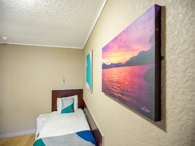 Lomond Park Hotel    image